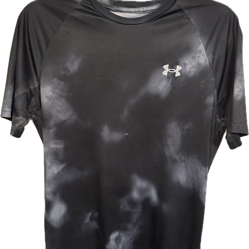 Under Armour Black Athletic Shirt